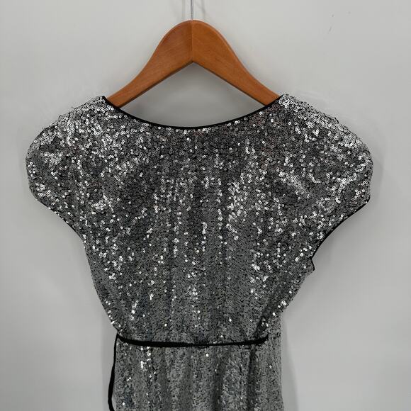 AQUA NWT Silver Sequin Mini Party Cocktail Wrap Dress // S - Picture 10 of 15